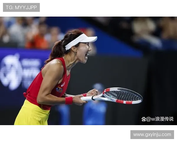 网球赛场火热开战,巨星对决激情绽放 网球赛场火热开战,巨星对决激情绽放