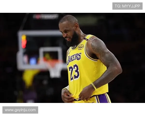 NBA赛季新篇章开启 詹姆斯伤愈复出 湖人目标重返总决赛 NBA赛季新篇章开启 詹姆斯伤愈复出 湖人目标重返总决赛