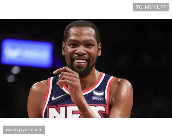 NBA最新动态:詹姆斯迎来职业生涯新里程碑,勇士队球员表现引关注 NBA最新动态:詹姆斯迎来职业生涯新里程碑,勇士队球员表现引关注