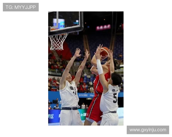 中国篮球队奋力拼搏夺得亚洲杯冠军 创历史新高震撼全场