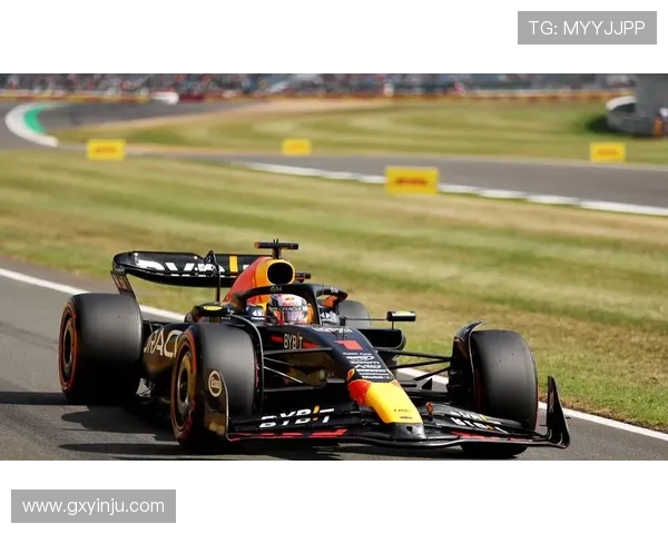 新赛季F1格局生变红牛法拉利争锋维斯塔潘再成焦点车手总冠军悬念