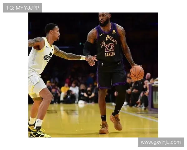 詹姆斯复出后湖人击败勇士展现强大阵容实力，浓眉大个子表现惊艳全场